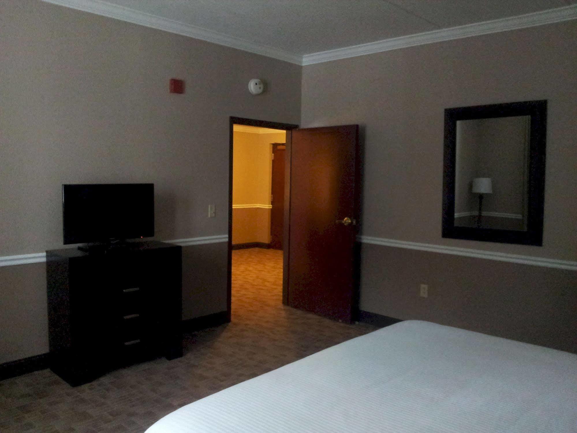 Belvedere Inn Schenectady - Albany Zewnętrze zdjęcie